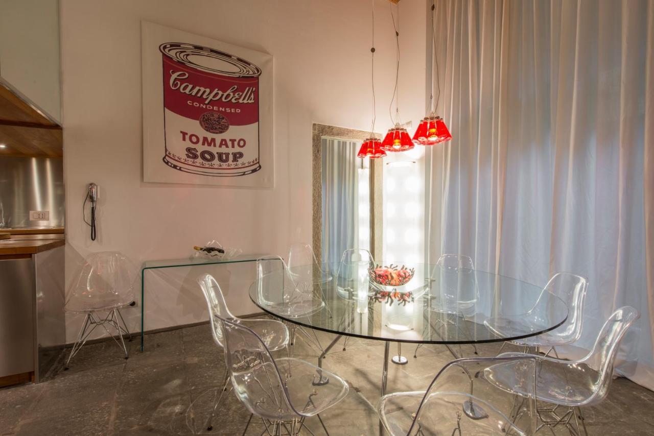 via Cerva - Raffinato ed elegante - Posizione centralissima Milano Esterno foto